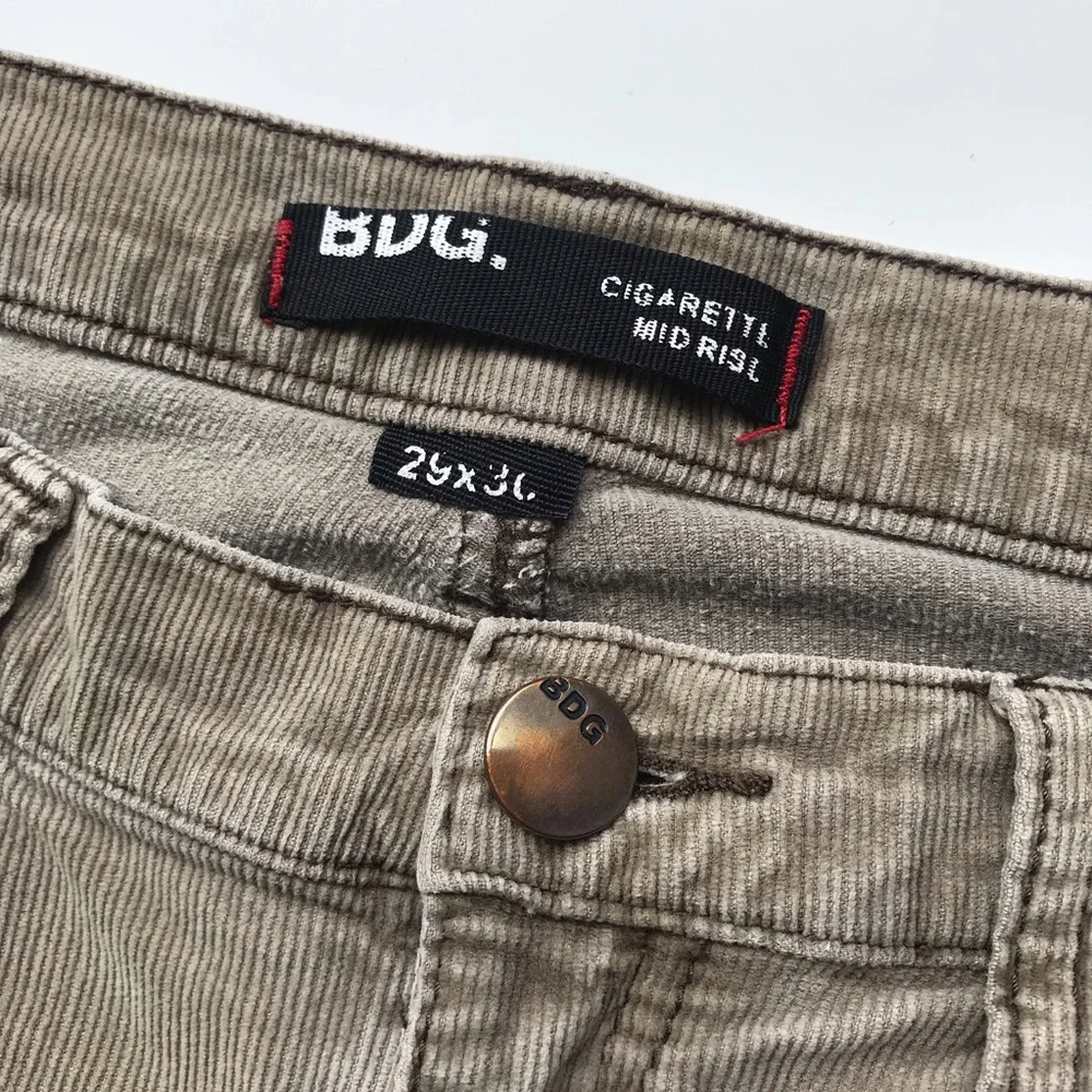 BDG Urban Outfitters Cigarette Mid Rise Cords Skinny Pants Size 29 Beige - Picture 5 of 6